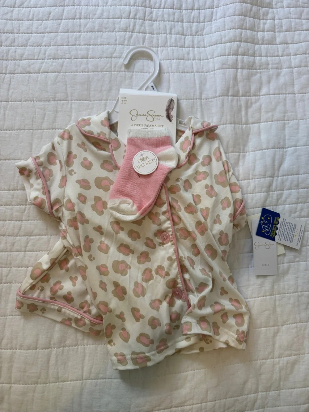 Jessica Simpson toddler girls Pajama Set with Socks